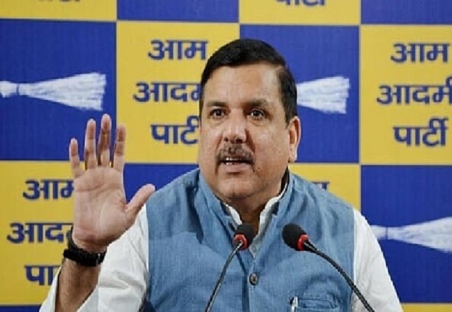 ‘BJP का घटिया राजनीतिक खेल’, इन सात गद्दार सांसदों को माफ नहीं करेगी पंजाब की जनता : संजय सिंह