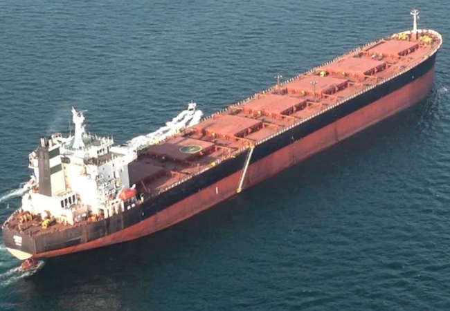 प्रतिबंधों का प्रहार: रूस-ईरान से तेल की सप्लाई पर संकट, क्या है भारत का नया 'इम्पोर्ट पोर्टफोलियो?