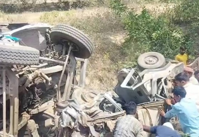 उन्नाव: मुंडन संस्कार से लौट रहे परिवार पर काल बनकर टूटा डंपर, 6 की मौत; खुशियां मातम में बदलीं