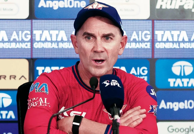 सुपर ओवर में निकोलस पूरन को भेजने पर उठे सवाल, 