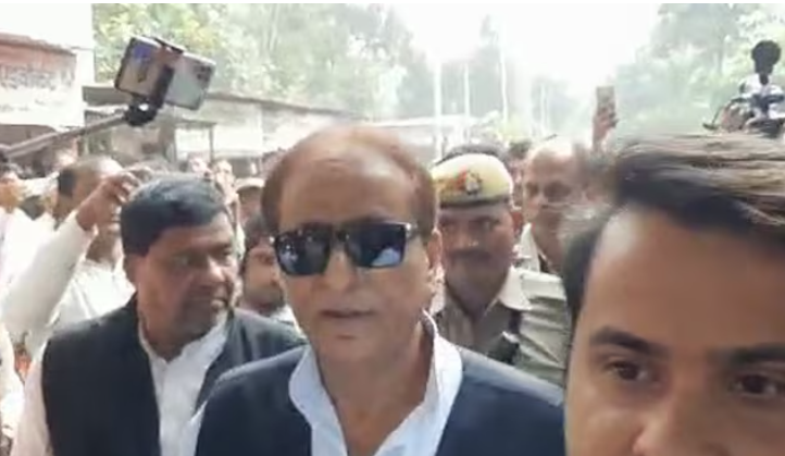 Azam Khan : सपा नेता आजम खान को कोर्ट से बड़ा झटका , इस मामले में MP-MLA कोर्ट ने करार दिया दोषी