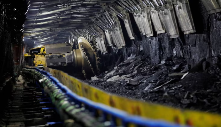 China Coal Mine : चीन के कोयला खदान में बड़ा धमाका, 82 मजदूरों की मौत, कई लापता