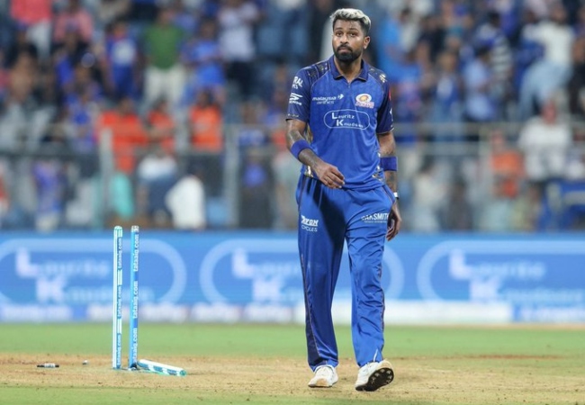 हार्दिक की ये हरकत रास नहीं आई BCCI को, 10 प्रतिशत जुर्माना सहित खाते में जुड़ा एक डिमेरिट पॉइंट
