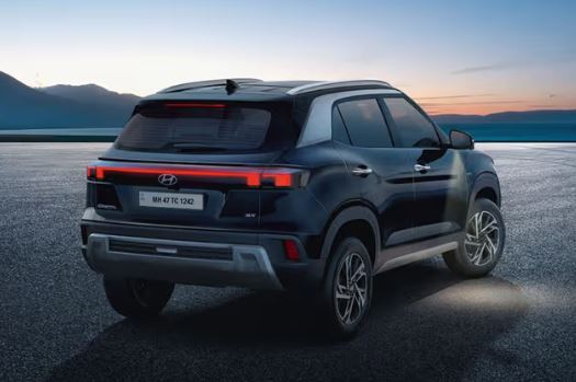 Hyundai Creta Discount :  हुंडई क्रेटा के वेरिएंट्स मिल रहा भारी डिस्काउंट ,  जानें मॉडल और कीमत