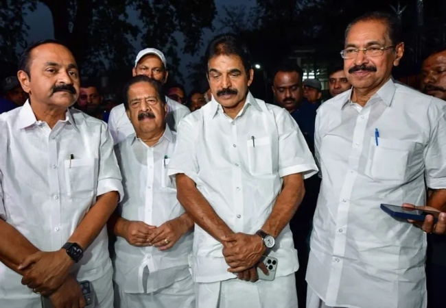Keralam Cabinet Ministers List : आज नए CM वीडी सतीशन और सनी जोसेफ फाइनल करेंगे कैबिनेट मंत्रियों की लिस्ट, इनका मंत्री बनना तय