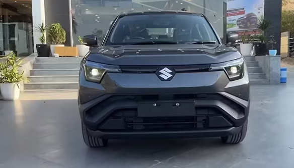 Maruti Suzuki SUV : डीलरशिप पर पहुंचा मारुति सुजुकी एसयूवी का बेस वेरिएंट, जानें फीचर्स और कीमत