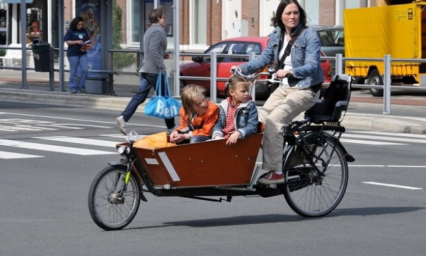 Netherlands' 'Cycling Culture' : नीदरलैंड ‘साइकिल संस्कृति’ का ‘मौत रोको’ कनेक्सन हैरान कर देगा, पूरी कहानी सोच बदल देगी
