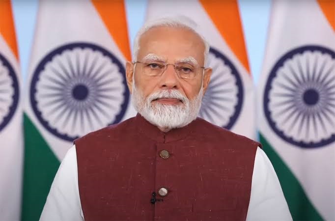 देश में कहीं अघोषित लॉकडाउन या मंदी की आहट तो नहीं? पीएम मोदी की अपील में छिपे हैं ये बड़े संकेत