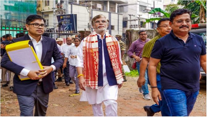 कांग्रेस नेता पवन खेड़ा से गुवाहाटी क्राइम ब्रांच ने की पूछताछ, बोले- न्यायपालिका पर पूरा भरोसा और वह कानून का करेंगे पालन 