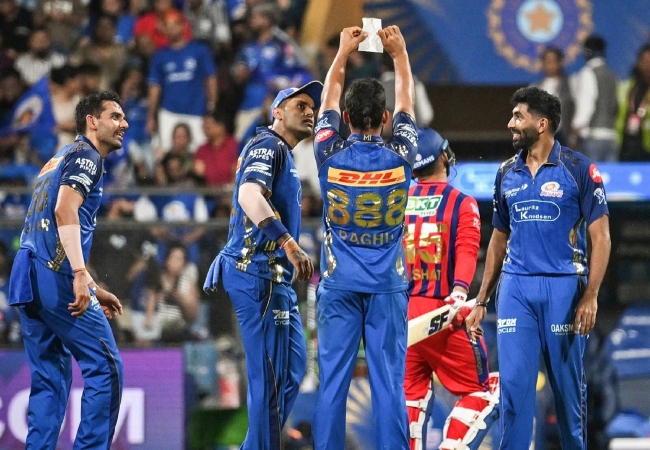 “राधे-राधे से शुरू, जय श्री राम पर खत्म”: रघु शर्मा ने पहला IPL विकेट लेकर दिखाई ‘सपनों वाली पर्ची’
