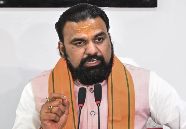 CM सम्राट ने अपने कारकेड में वाहनों की संख्या घटाई, मंत्रियों और अधिकारियों से पेट्रोल-डीजल के बचत की अपील