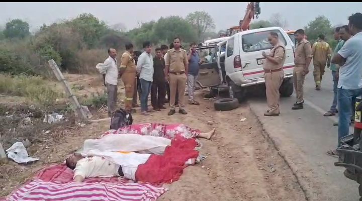 झपकी बनी मौत का कारण : जालौन में भीषण सड़क हादसा, एक ही परिवार के 6 लोगों की मौत, 4 गंभीर घायल