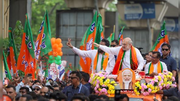 West Bengal Assembly Elections 2026 :  बंगाल में भगवा लहर, जानें उन राजनीतिक पंडितों के बारे में जिन्होंने दिलायी पार्टी को ऐतिहासिक जीत