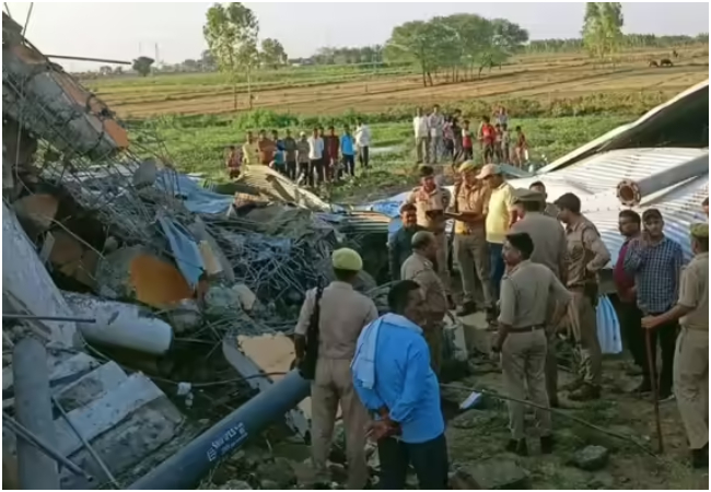 बरेली में जल जीवन मिशन की निर्माणाधीन टंकी घटिया निर्माण और भ्रष्टाचार की भेंट चढ़ी, 7 लोग घायल, आंवला सांसद नीरज मौर्या, बोले- मामला बेहद गंभीर