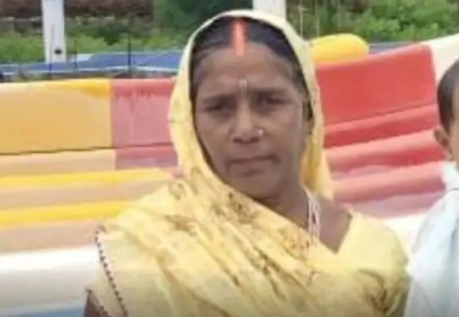 चंदौली: अस्पताल में घुसकर दिनदहाड़े मरीज की कनपटी में मारी गोली, इलाज के बहाने घुसा था आरोपी