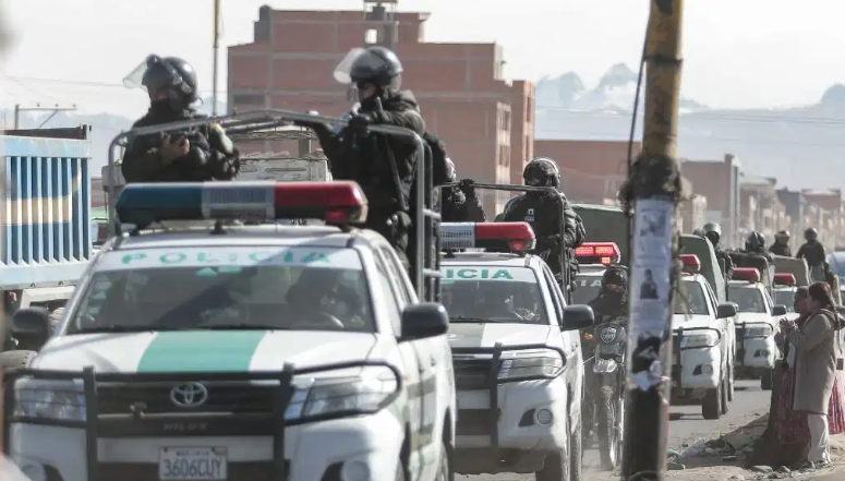 Bolivia Emergency : बोलिविया क्यों लगानी पड़ी 90 दिन की इमरजेंसी? ,  खाने-पीने के संकट के बीच सेना तैनात