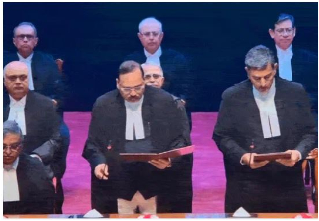 सीजेआई सूर्यकांत ने सुप्रीम कोर्ट में पांच नए जजों को दिलाई शपथ, अब केवल एक पद रिक्त