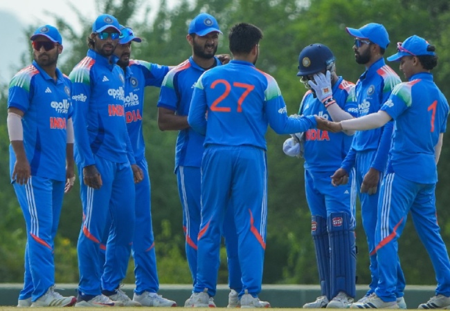 इंडिया ‘ए’ को बड़ा झटका, तेज गेंदबाज चोटिल होकर ट्राई सीरीज से बाहर, इस स्टार खिलाड़ी को मिली जगह