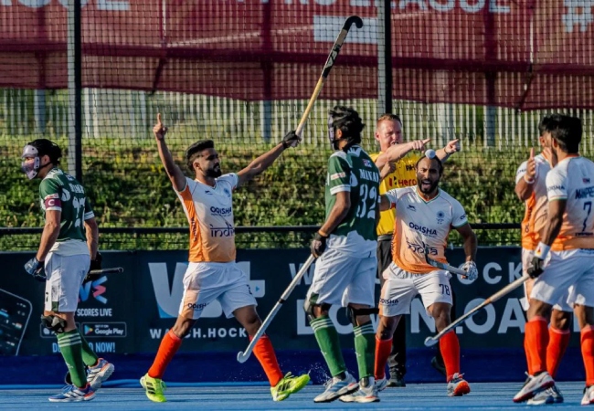 IND vs PAK : भारत ने पाकिस्तान को FIH प्रो-लीग में जमकर धोया, पड़ोसियों को कई सालों तक याद रहेगी ये हार