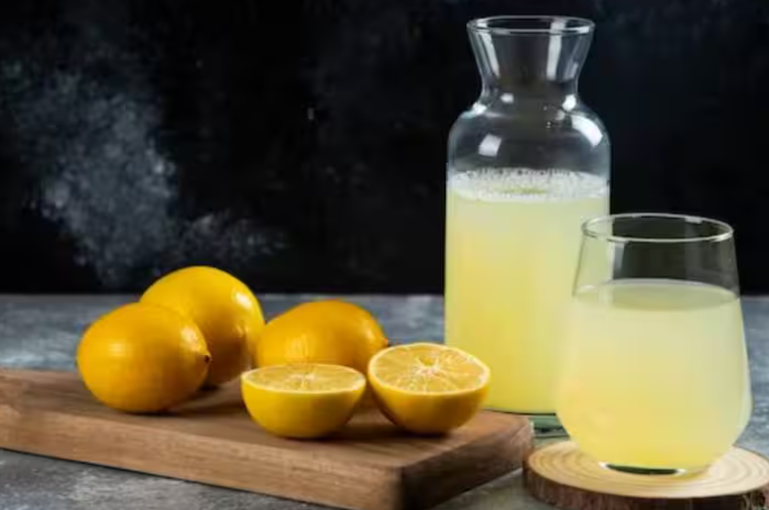 Lemonade or Shikanji in summer :  गर्मियों में दिन की शुरुआत नींबू पानी या शिकंजी से करें ,  यह इंस्टेंट एनर्जी और विटामिन सी देता है