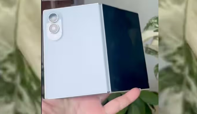 Samsung Galaxy Z Fold 8 Serie :  सैमसंग गैलेक्सी Z फोल्ड 8 सीरीज़ लॉन्च से पहले लीक हुआ डिजाइन ,  जानें कैमरा और डिस्प्ले