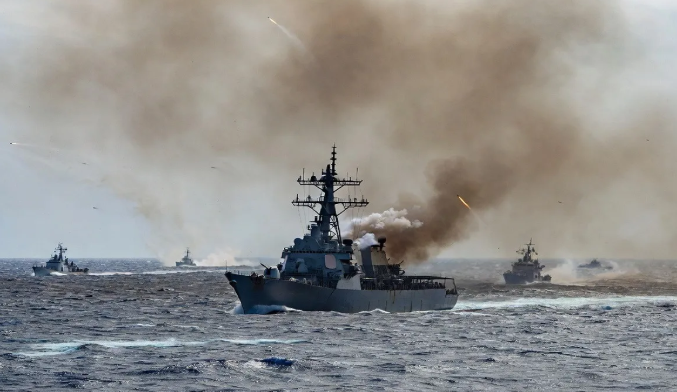 US-Iran attack : अमेरिका ने ईरान में बरसाए बम, यूएस का होर्मुज के पास बड़ा हमला