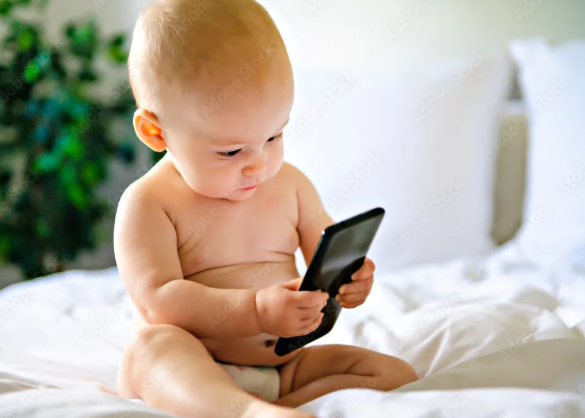 Parenting Tips: सुबह उठते ही रील देखने लगता है आपका बच्चा ? लत छुड़ाने के लिए जानें आसान टिप्स