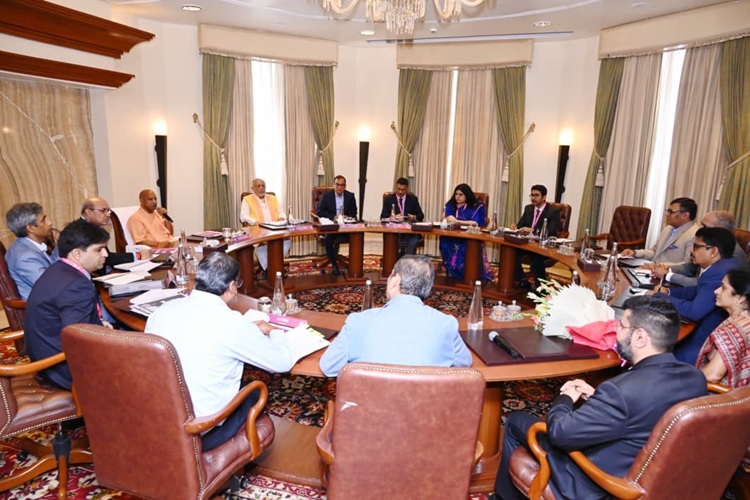 नया उत्तर प्रदेश आज वैश्विक निवेशकों के लिए विश्वास और विकास का फेवरेट डेस्टिनेशन बनकर उभर रहा: सीएम योगी