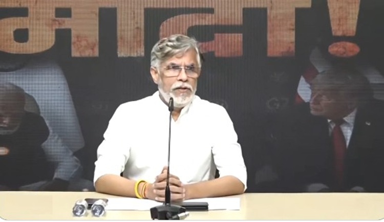 हिंदुस्तान के नाविकों की हत्या पर ट्रंप से एक सवाल नहीं पूछ पाए पीएम मोदी: पवन खेड़ा