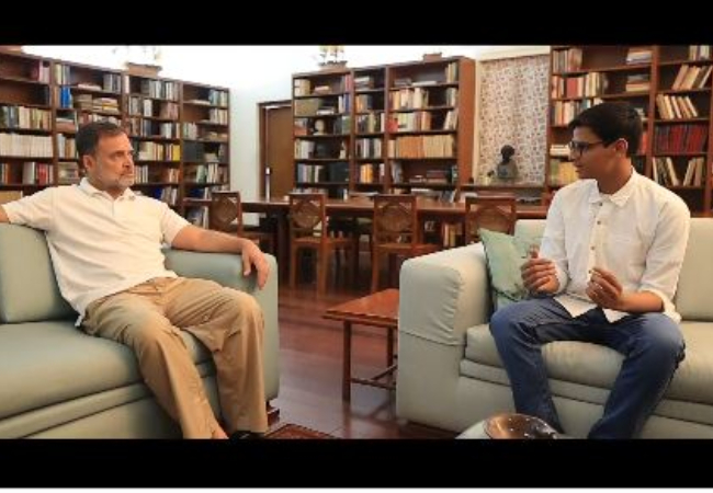 CBSE-OSM Controversy : राहुल गांधी, बोले-18 साल का बच्चा सार्थक CBI से तेज़ निकला, नौजवानों की ये जीत सही मायने में मोदी सरकार की हार है