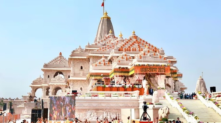 राम मंदिर में चढ़ावे की रकम गबन मामले में उठने लगे गंभीर सवाल, आज जांच के लिए पहुंचेगी SIT