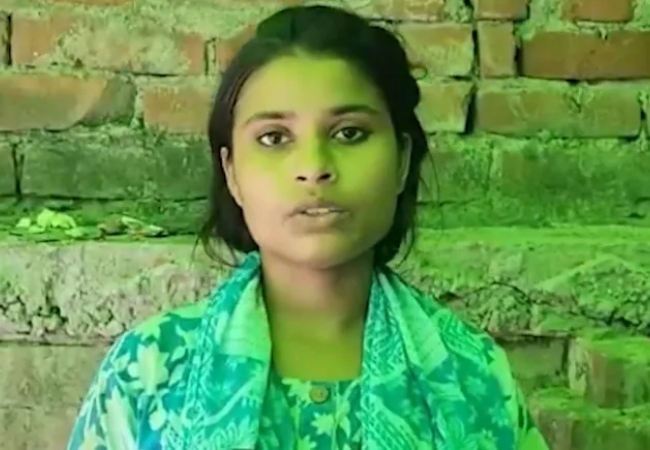 मजदूर की बेटी को आयकर विभाग ने भेजा 20 करोड़ रुपये के कारोबार का नोटिस, परिवार के उड़ गए होश