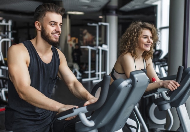 Exercise And Fertility: सावधान! ज्यादा जिम जाने से घट सकती है फर्टिलिटी, डॉक्टरों ने दी चेतावनी