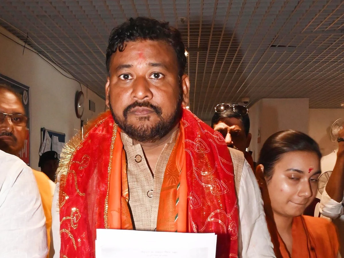 बिहार की हाई-प्रोफाइल सीट बांकीपुर उपचुनाव से बीजेपी कैंडिडेट अभिषेक सिन्हा बंटी पीछे हटे, नामांकन लिया वापस