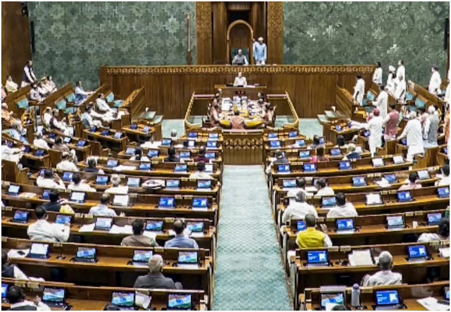 एंटी पेपर लीक बिल भारी हंगामे के बीच लोकसभा में ध्वनिमत से पारित, सदन की कार्यवाही कल तक स्‍थगित