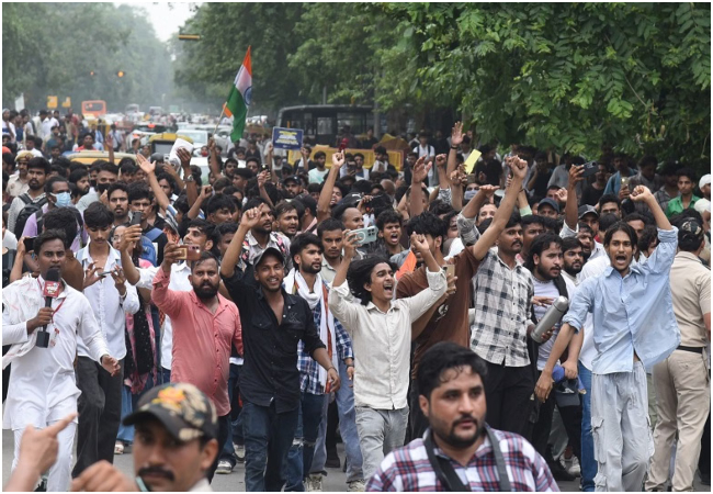 CJP Protest : दिल्ली मेट्रो के जनपथ, राजीव चौक समेत चार स्टेशन बंद, अब तक 10 उपद्रवियों के खिलाफ एफआईआर दर्ज