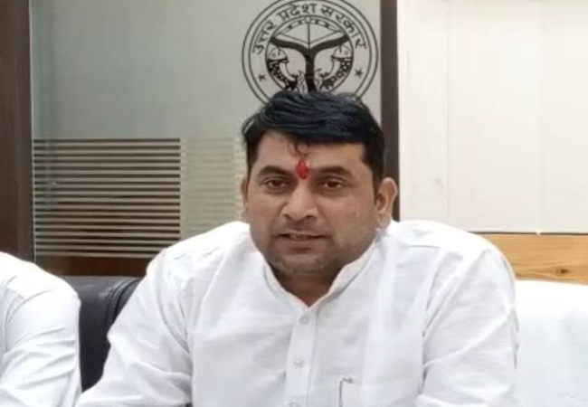 उप लोकायुक्त ने ऊर्जा राज्य मंत्री सोमेंद्र तोमर व पत्नी से मांगा जवाब, आजाद अधिकार सेना ने की थी शिकायत