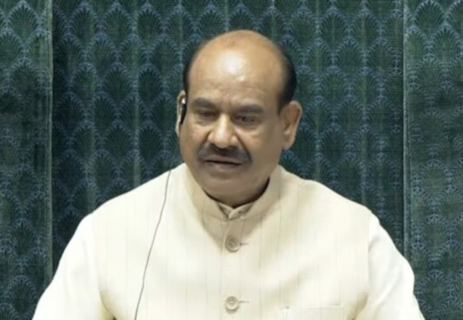 संसद में सरकार और विपक्ष के बीच टूटा गतिरोध , एंटी पेपर लीक बिल पर चर्चा कल
