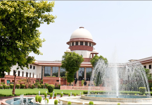 भोजशाला परिसर में नमाज पर सुप्रीम कोर्ट की रोक जारी, राज्य सरकार को परिसर के पास नई जगह देने का निर्देश