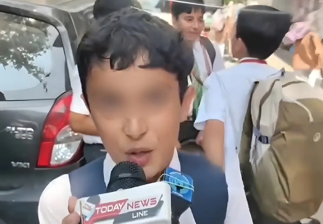 एसी कमरे में बैठी होंगी… कशमीर में 12 साल के बच्चे की शिक्षा मंत्री पर टिप्पणी , बात FIR तक पहुंची!
