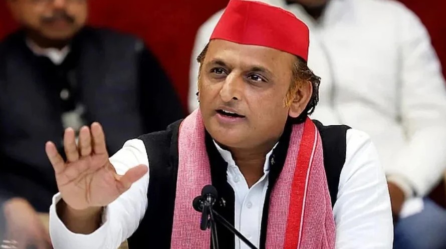 भाजपा करती है नकारात्मक राजनीति, छात्रों-नौजवानों के प्रति इस सरकार की नीयत साफ नहीं: अखिलेश यादव