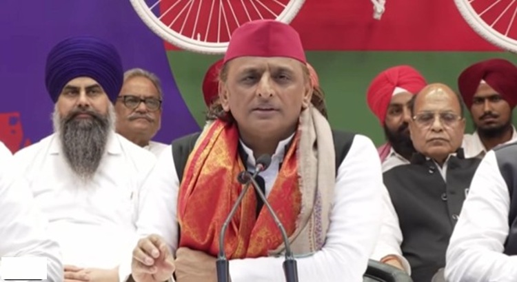 इस बार BJP को न चंदा मिलने जा रहा, न दान, न चढ़ावा और न ही वोट : अखिलेश यादव