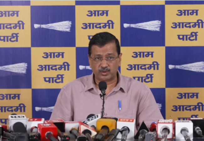 अरविंद केजरीवाल, बोले-ऑटो कंपनियों से E20 पर क्यों झूठ बुलवा रही है मोदी सरकार, अगर गाड़ी में दिक्कत आती है, तो उसका हर्जाना आप या कंपनी देगी?