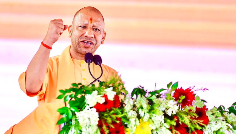 माफिया किसी के नहीं होते, ये हमेशा चूसते हैं समाज का खून...गाजीपुर में सपा पर जमकर बरसे सीएम योगी