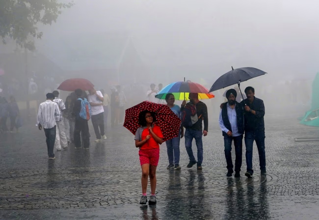मौसम विभाग ने दी उत्तर प्रदेश और बिहार सहित 18 राज्यों में भारी बारिश का अलर्ट, राजस्थान और गुजरात में मानसून सुस्त