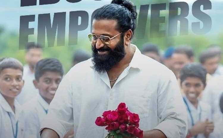 ऋषभ शेट्टी फाउंडेशन का एक्टर के जन्मदिन पर सामने आया दिल छू लेने वाला वीडियो, बच्चों की बातों ने दिखा ऋषभ शेट्टी का अलग पक्ष