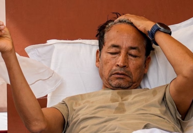 अनशन खत्म करने को तैयार सोनम वांगचुक, सरकार के सामने रखीं ये अहम शर्तें