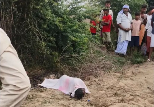 बेटी से प्रेम संबंध और वीडियो की धमकी से नाराज मामा ने, भांजे को तीन टुकड़ों में काट, शव को गंगा किनारे जलाया