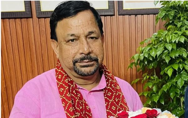 फर्रुखाबाद से बीजेपी सांसद मुकेश राजपूत पर जीजा और बहन का घर जबरन कब्जा करने का लगा आरोप, FIR दर्ज