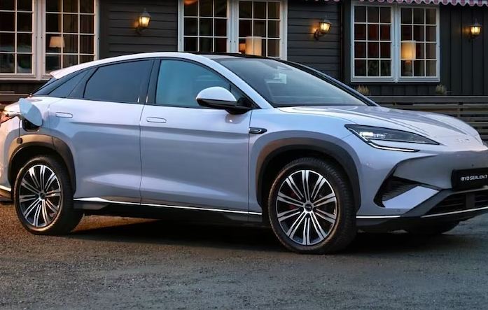BYD Sealion 7 : BYD SUV का खास वेरिएंट Sealion 7 लॉन्च  , जानें कीमत और रेंज